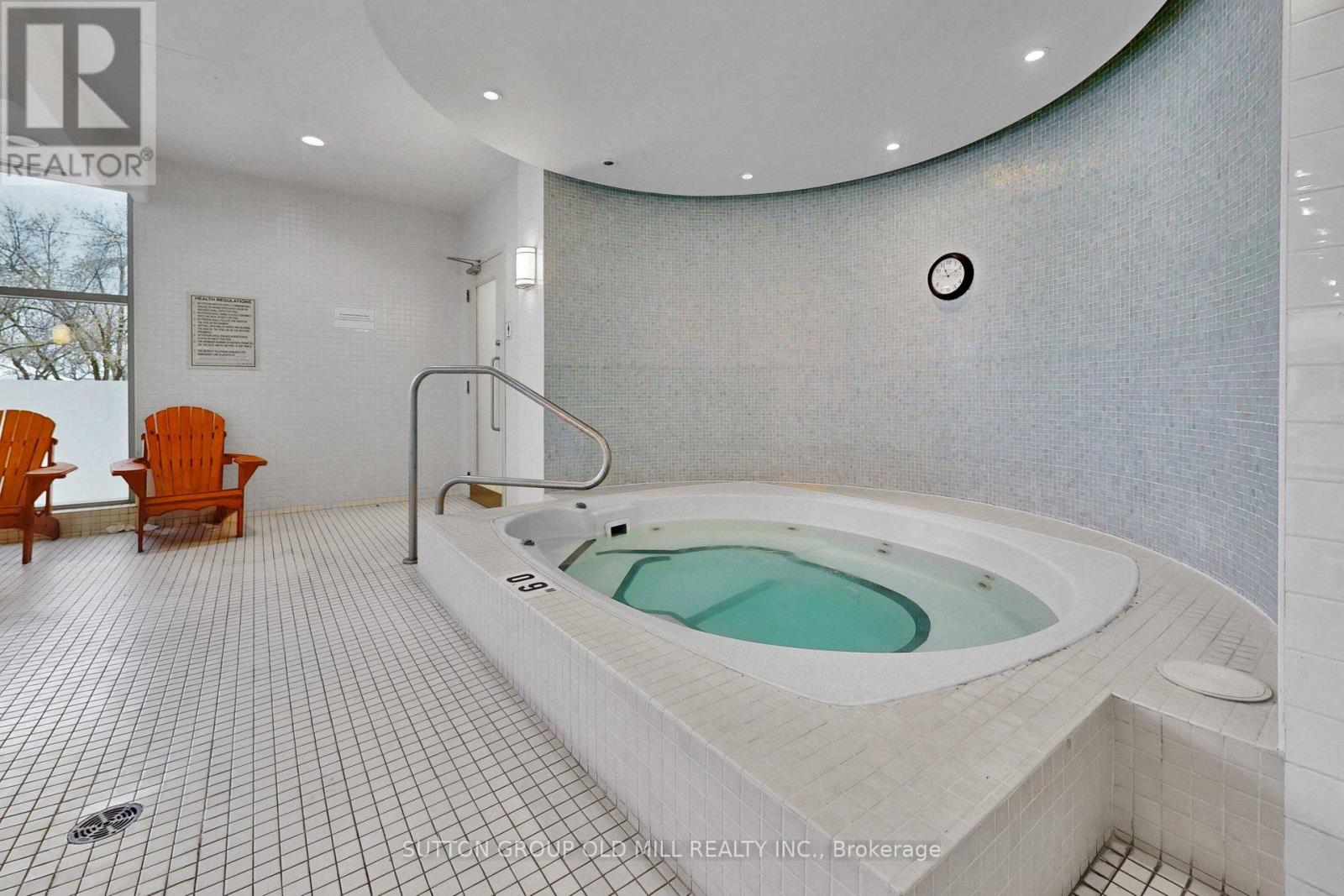 1012 - 228 Queens Quay W, Toronto, Ontario  M5J 2X1 - Photo 30 - C13216916