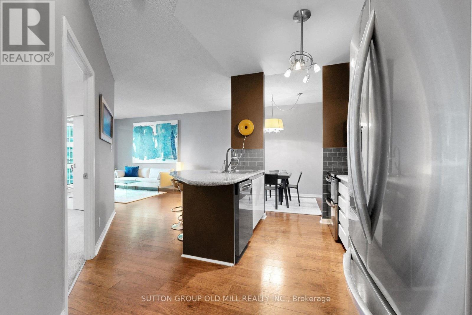 1012 - 228 Queens Quay W, Toronto, Ontario  M5J 2X1 - Photo 5 - C13216916