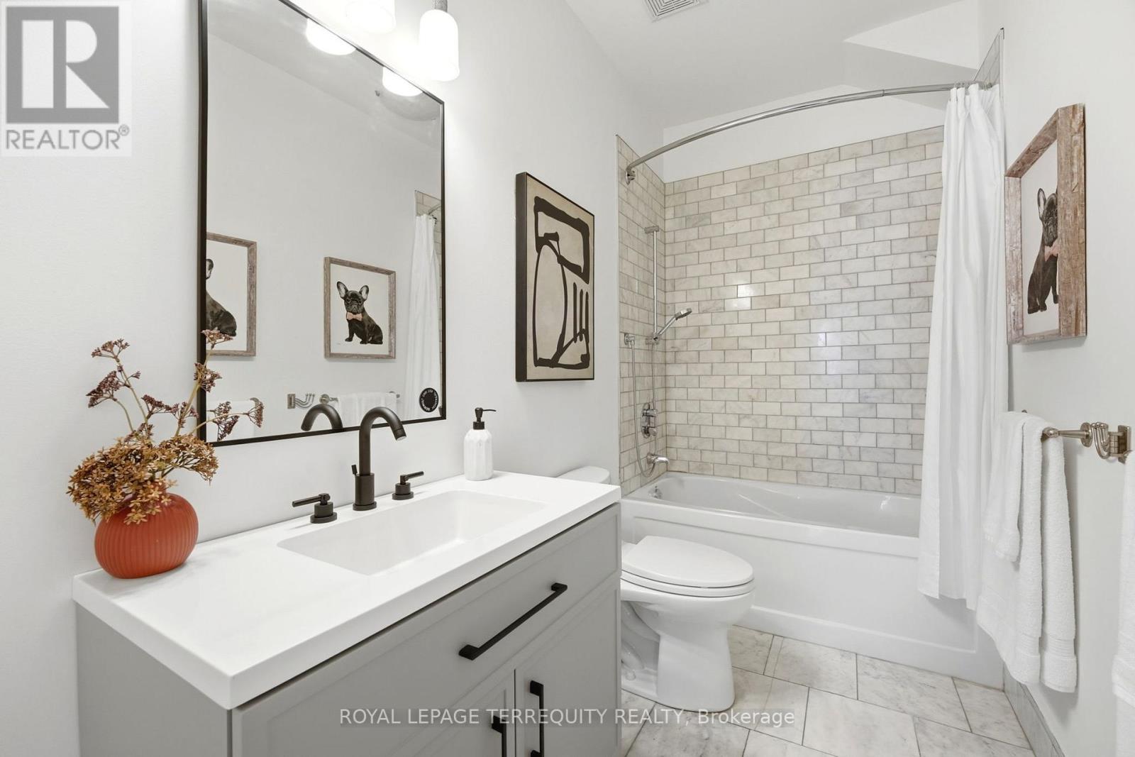 100 Admiral Road, Toronto, Ontario  M5R 2L6 - Photo 15 - C13216968