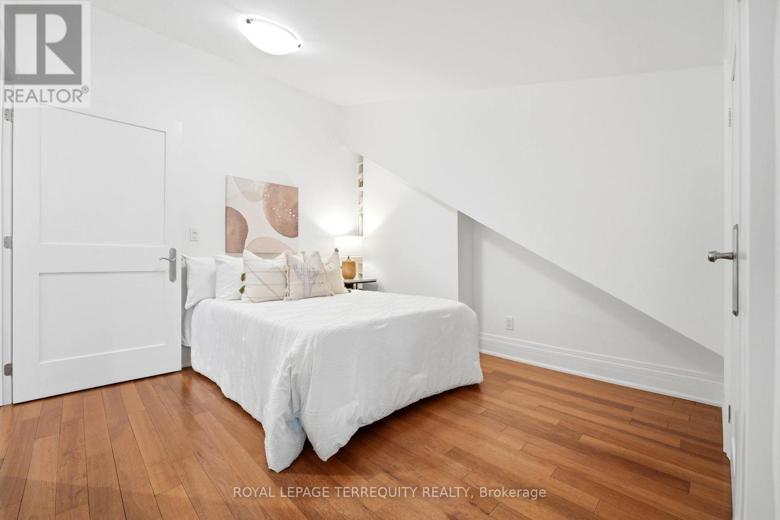 100 Admiral Road, Toronto, Ontario  M5R 2L6 - Photo 21 - C13216968