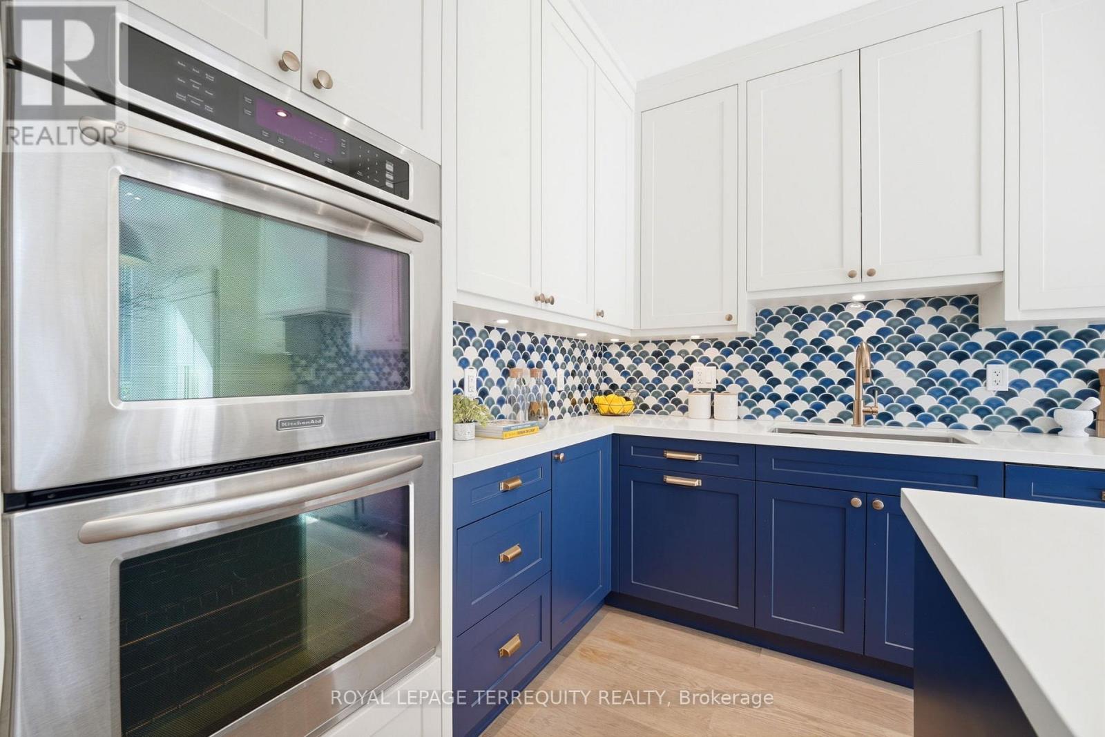 100 Admiral Road, Toronto, Ontario  M5R 2L6 - Photo 24 - C13216968