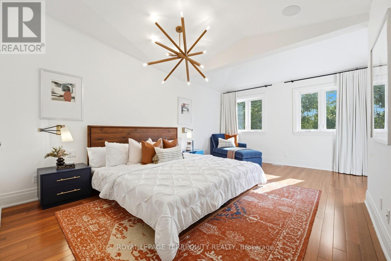 100 Admiral Road, Toronto, Ontario  M5R 2L6 - Photo 4 - C13216968
