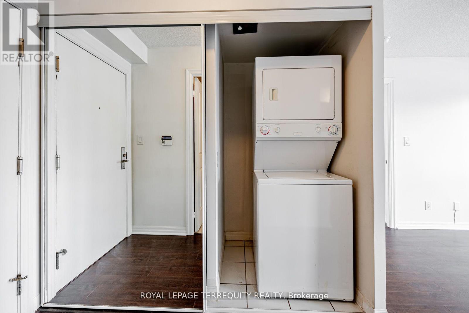 104 - 2035 Sheppard Avenue E, Toronto, Ontario  M2J 0A8 - Photo 15 - C13216994