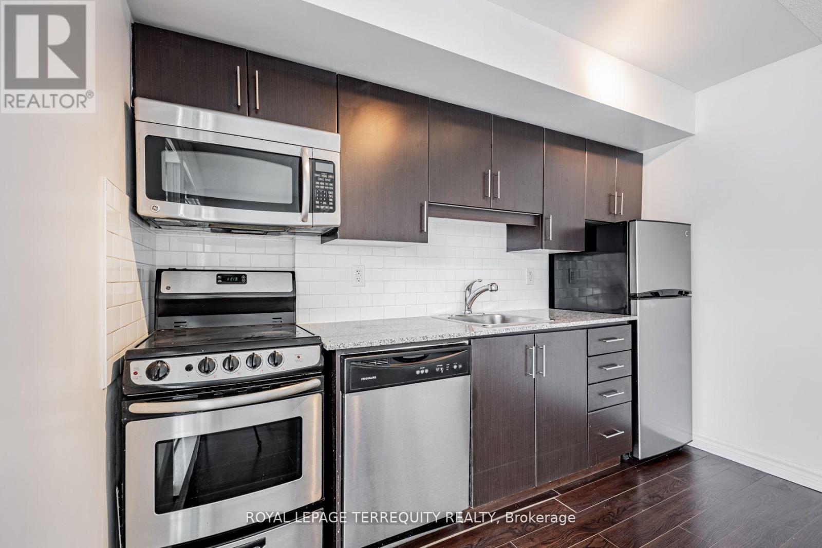 104 - 2035 Sheppard Avenue E, Toronto, Ontario  M2J 0A8 - Photo 22 - C13216994