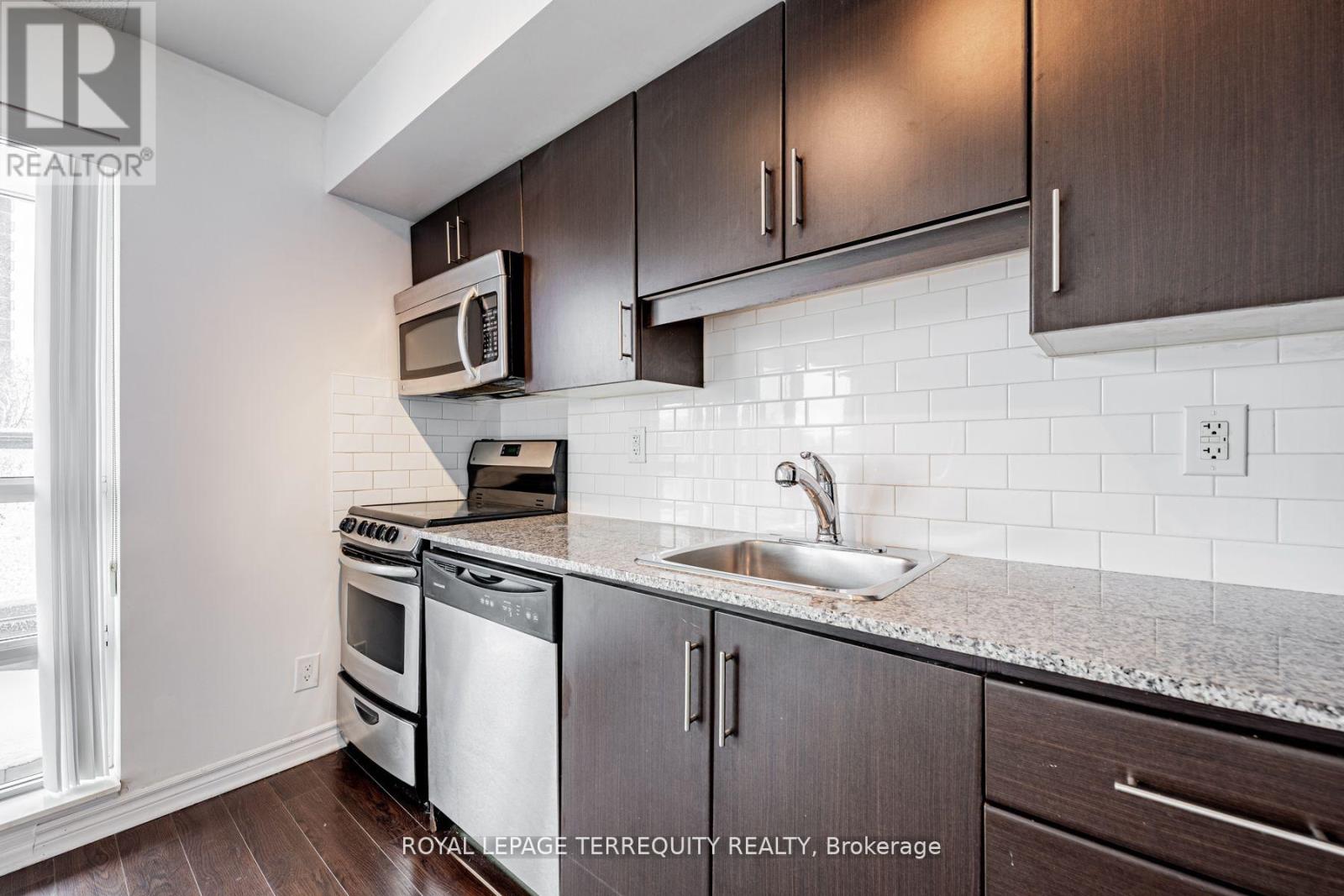 104 - 2035 Sheppard Avenue E, Toronto, Ontario  M2J 0A8 - Photo 26 - C13216994