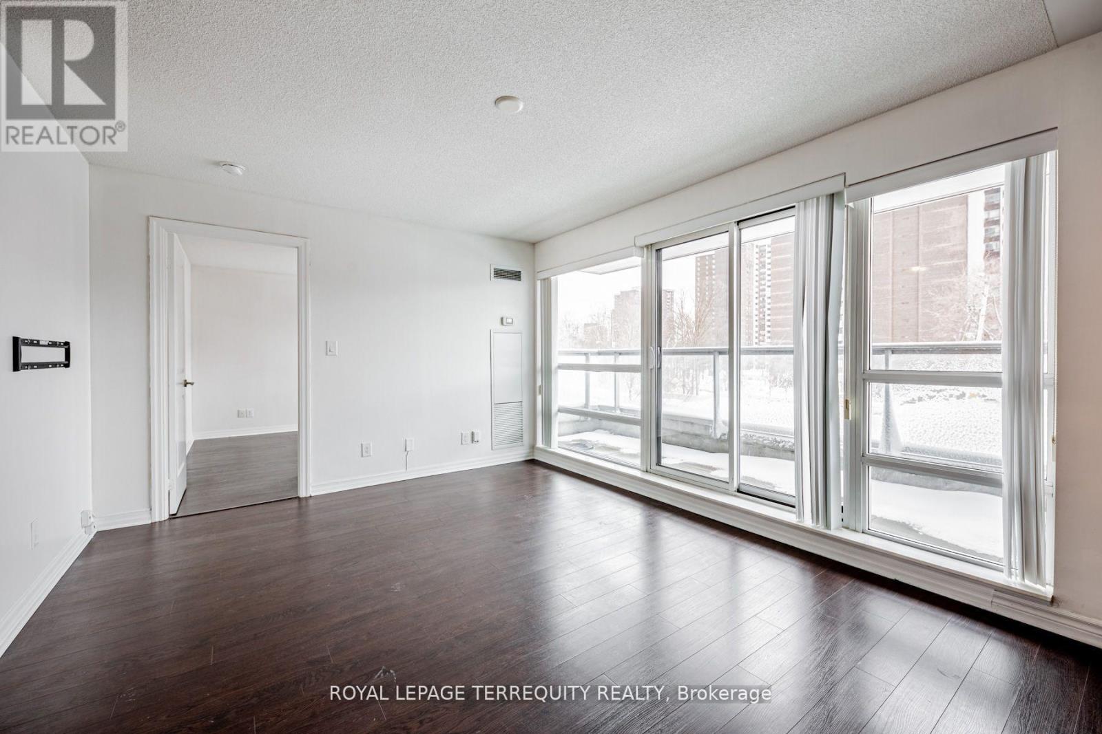 104 - 2035 Sheppard Avenue E, Toronto, Ontario  M2J 0A8 - Photo 4 - C13216994