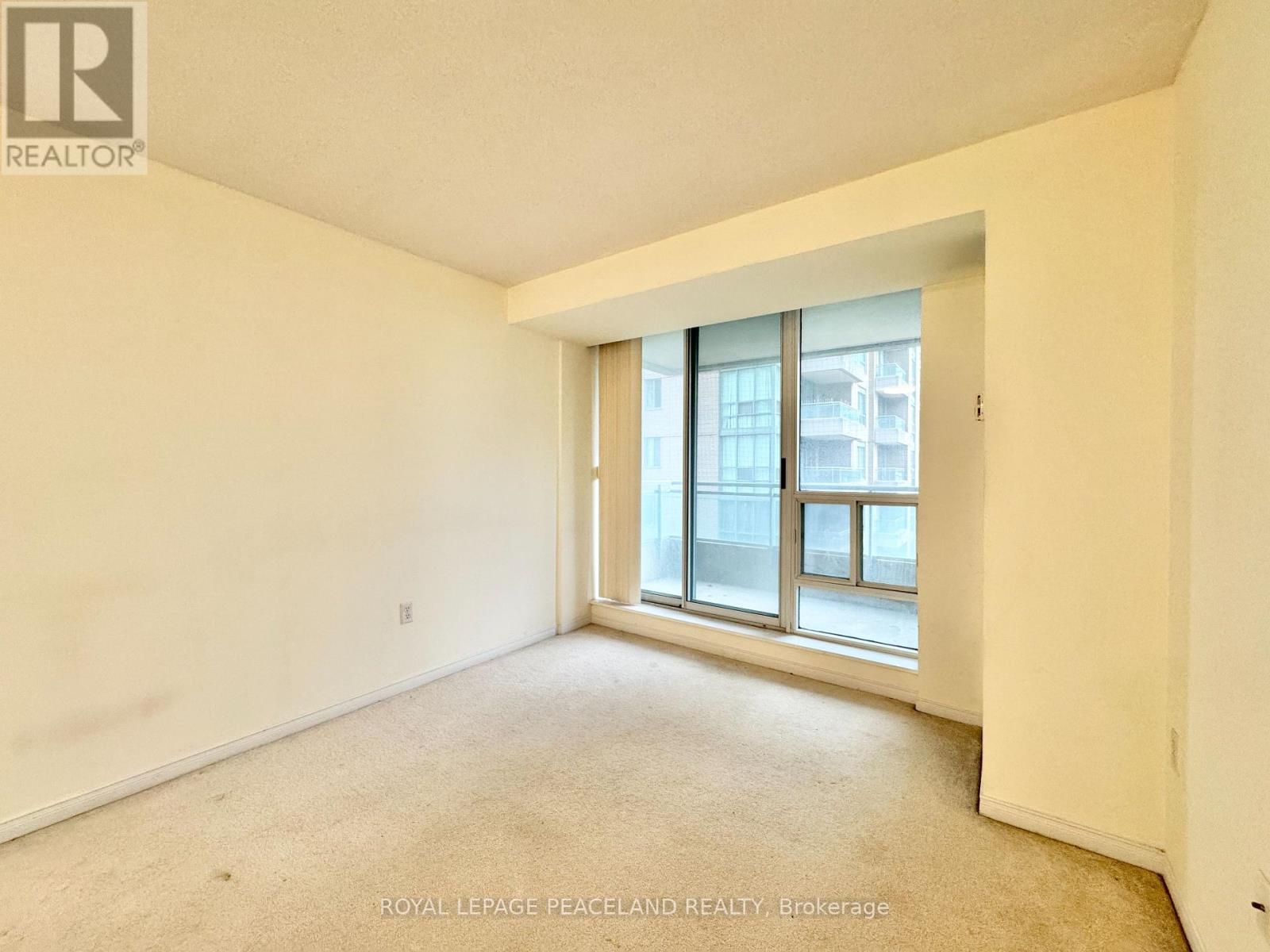 703 - 3 Pemberton Avenue, Toronto, Ontario  M2M 4M1 - Photo 8 - C13072162
