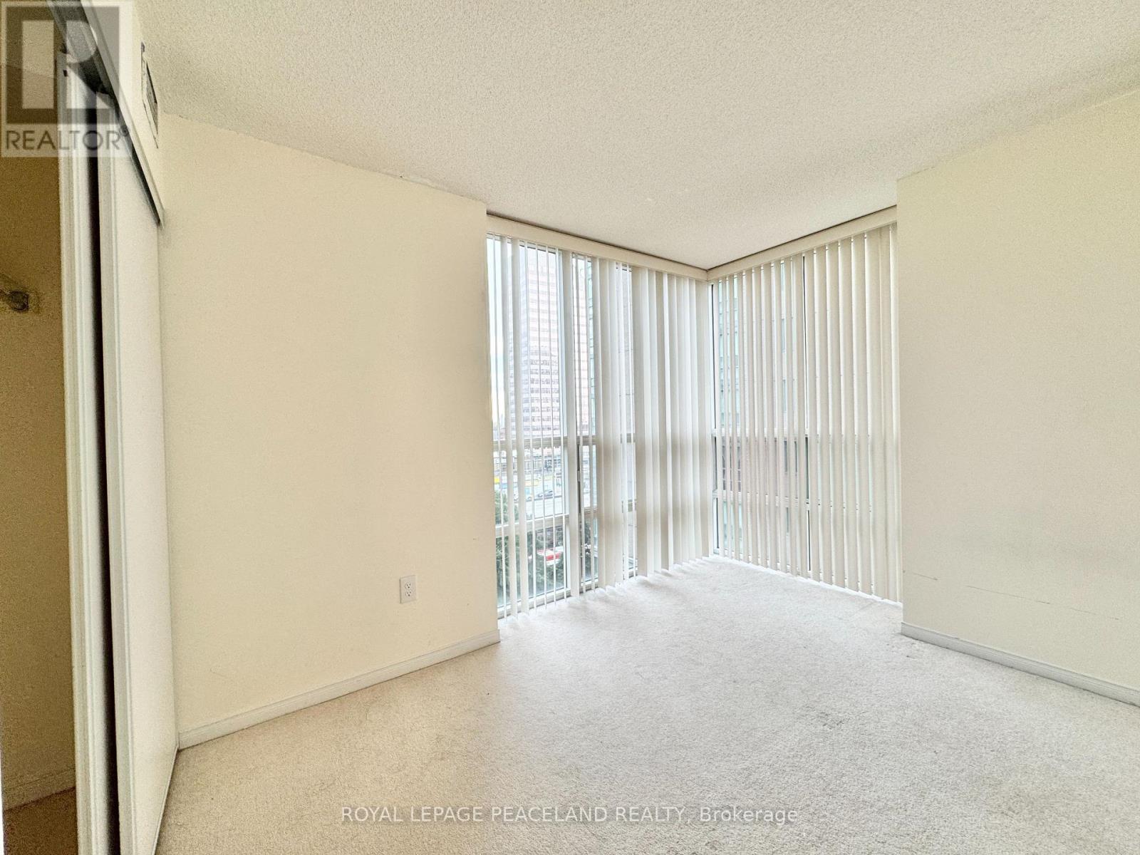 703 - 3 Pemberton Avenue, Toronto, Ontario  M2M 4M1 - Photo 9 - C13072162