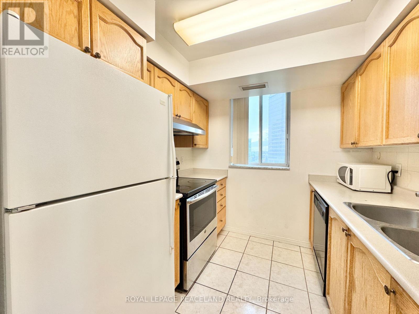 703 - 3 Pemberton Avenue, Toronto, Ontario  M2M 4M1 - Photo 13 - C13072162