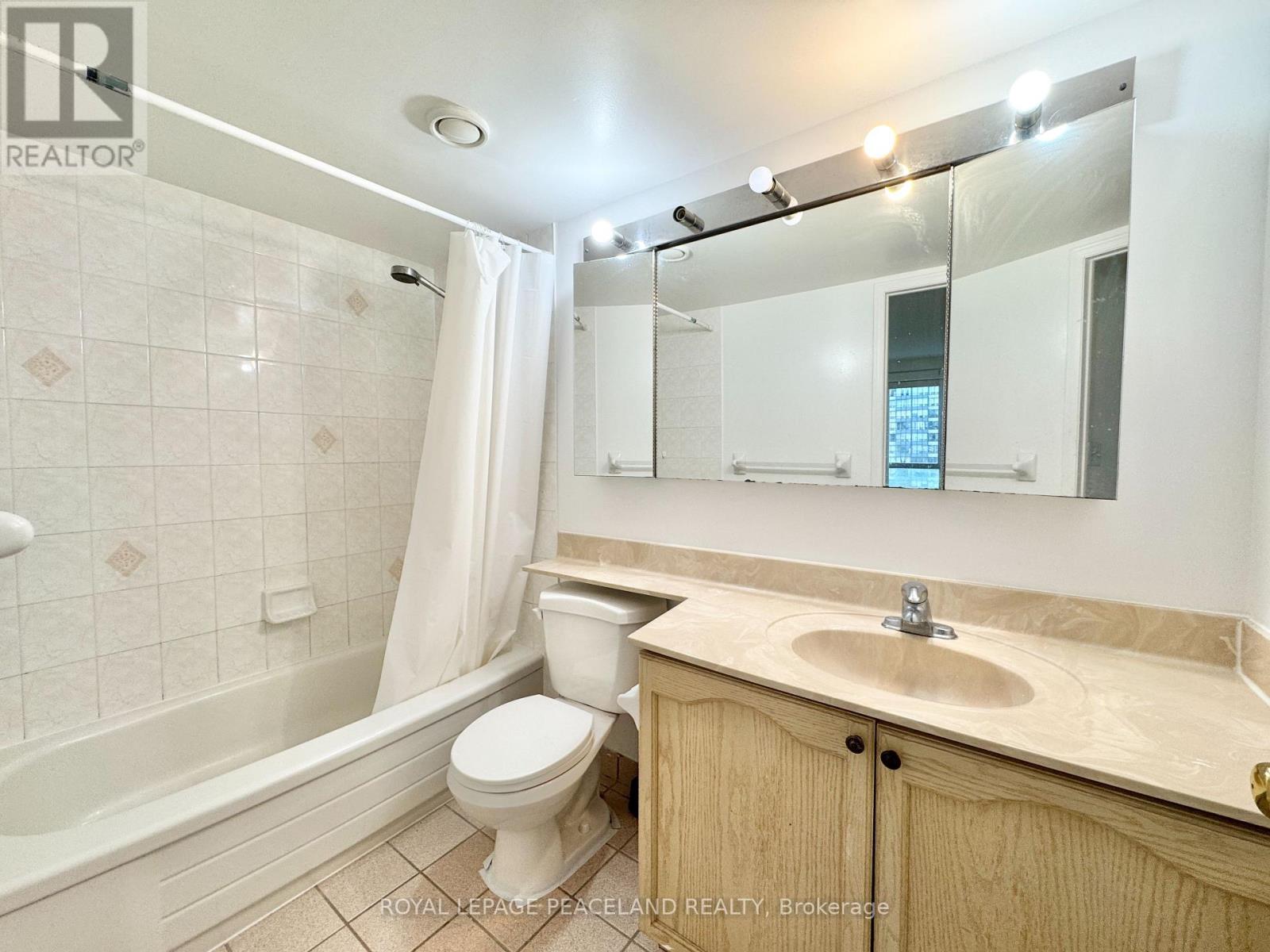 703 - 3 Pemberton Avenue, Toronto, Ontario  M2M 4M1 - Photo 7 - C13072162