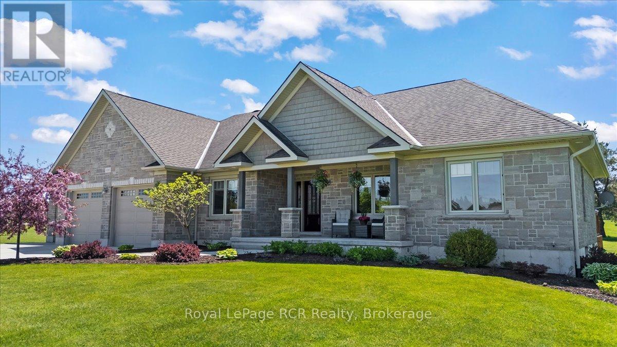 108 Marshall Heights, West Grey, Ontario  N0G 1R0 - Photo 2 - X13216896