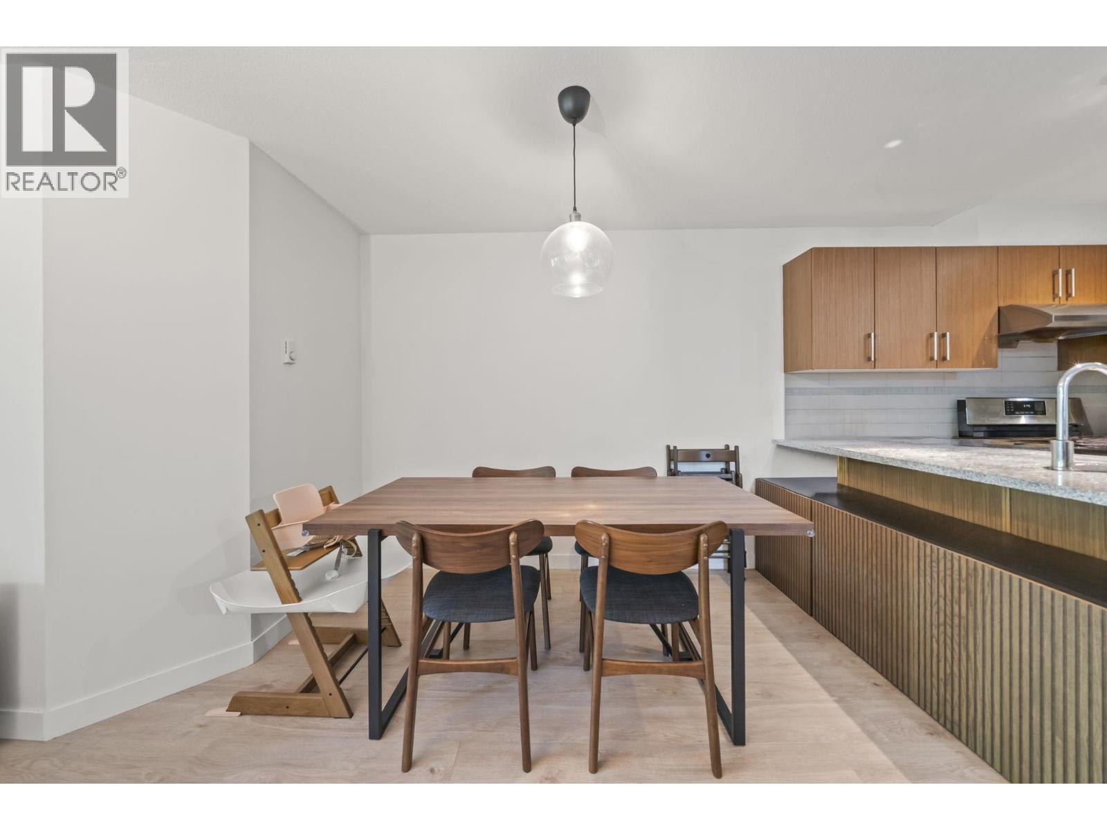 208 6800 Eckersley Road, Richmond, British Columbia  V6Y 0E7 - Photo 3 - R3129555