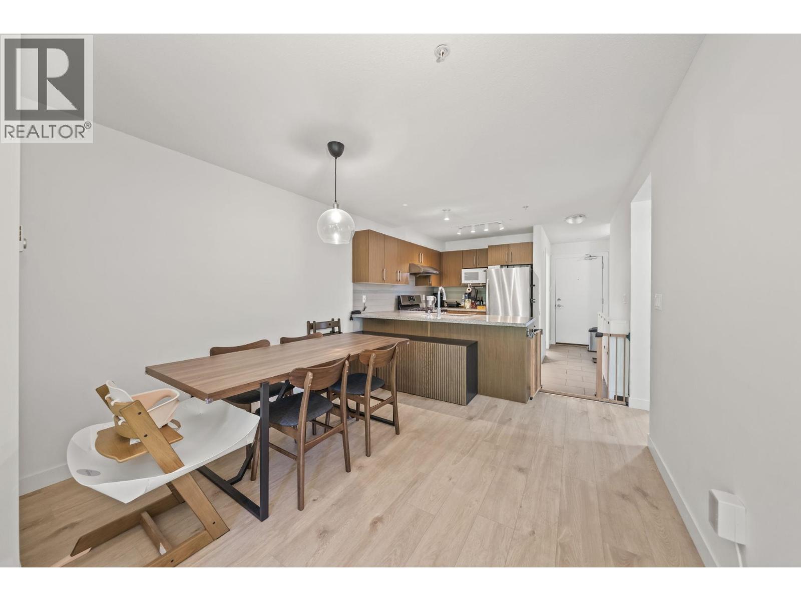 208 6800 Eckersley Road, Richmond, British Columbia  V6Y 0E7 - Photo 4 - R3129555