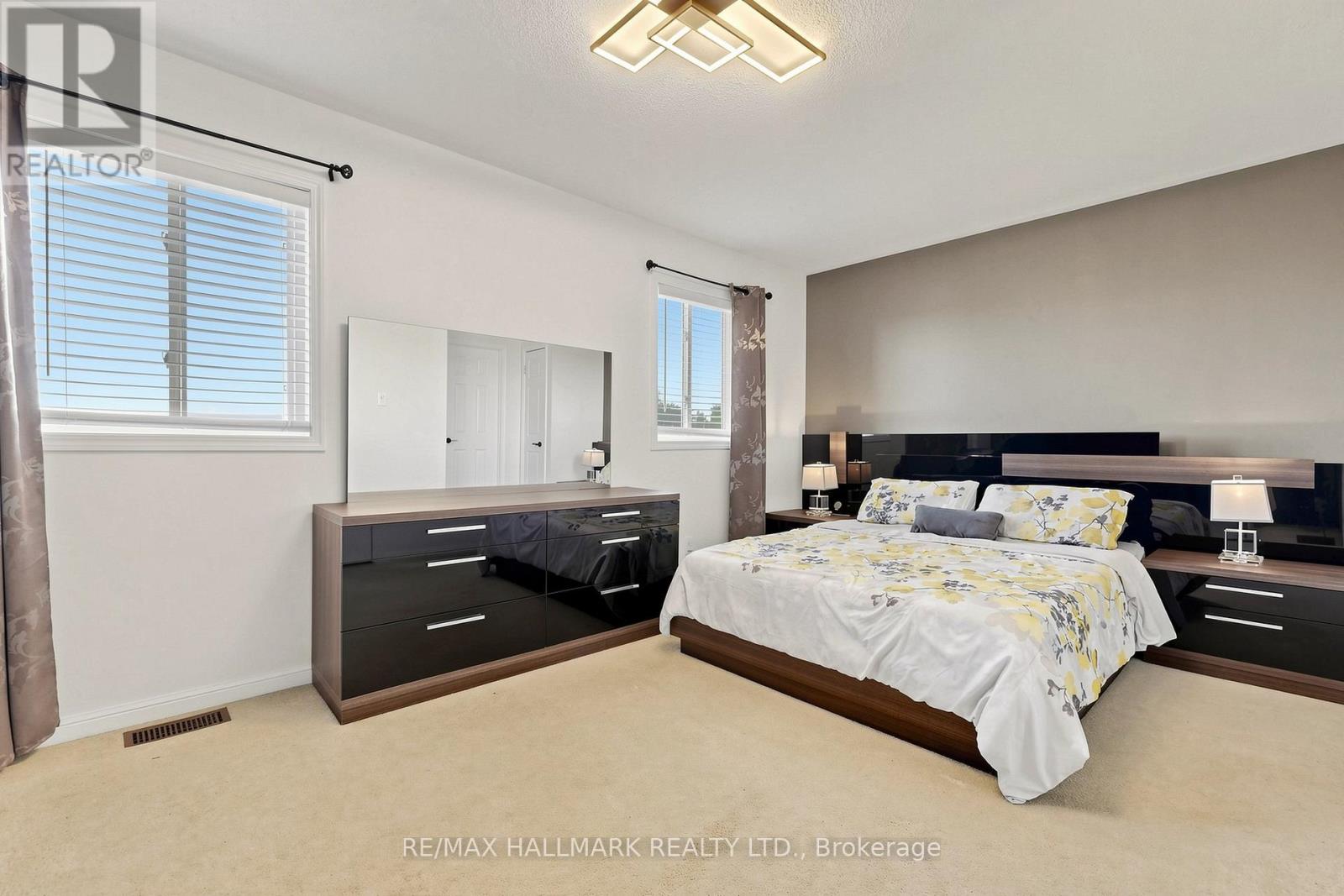 23 Natale Court, Bradford West Gwillimbury, Ontario  L3Z 3B1 - Photo 18 - N13216920