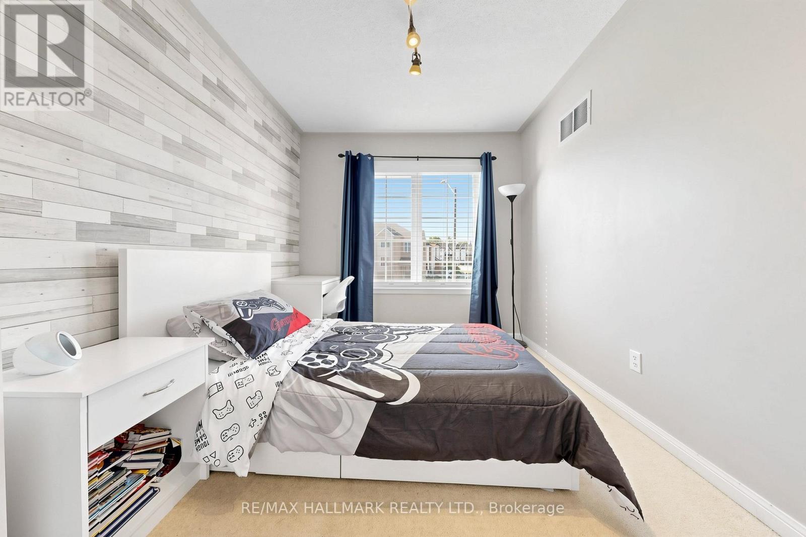23 Natale Court, Bradford West Gwillimbury, Ontario  L3Z 3B1 - Photo 20 - N13216920