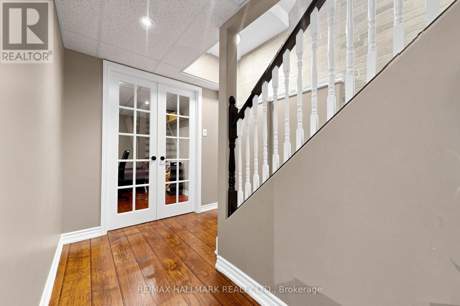 23 Natale Court, Bradford West Gwillimbury, Ontario  L3Z 3B1 - Photo 26 - N13216920