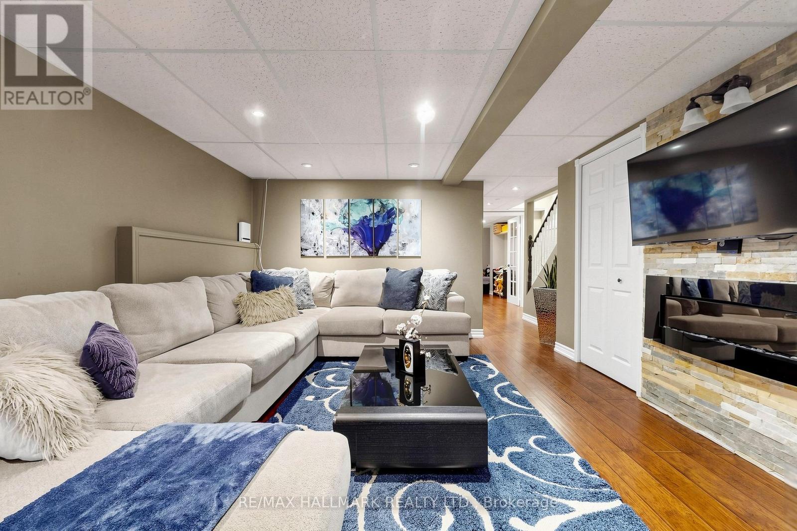 23 Natale Court, Bradford West Gwillimbury, Ontario  L3Z 3B1 - Photo 29 - N13216920