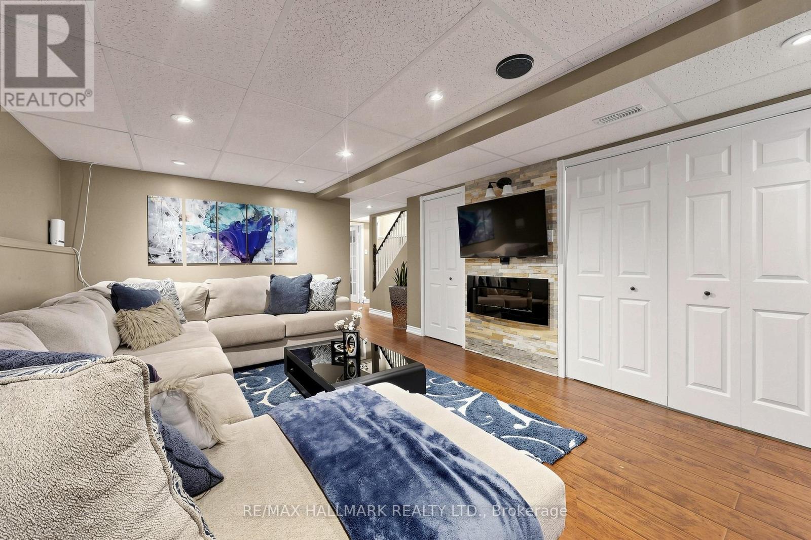 23 Natale Court, Bradford West Gwillimbury, Ontario  L3Z 3B1 - Photo 31 - N13216920