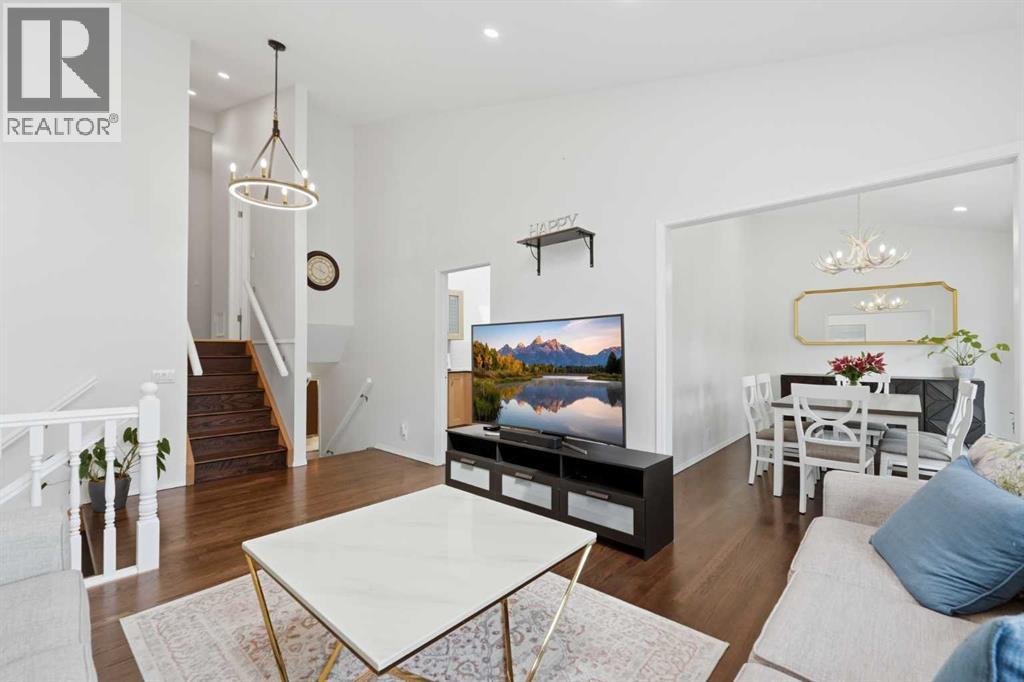84 Coach Gate Way SW, Calgary, Alberta T3H 1Z7 - Photo 7 - A2316162