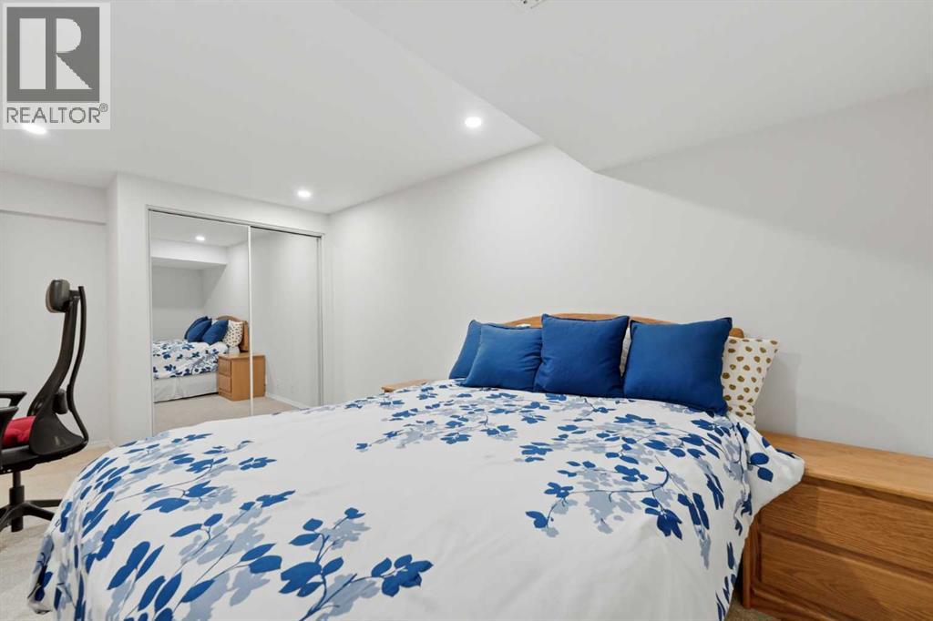 84 Coach Gate Way SW, Calgary, Alberta T3H 1Z7 - Photo 29 - A2316162