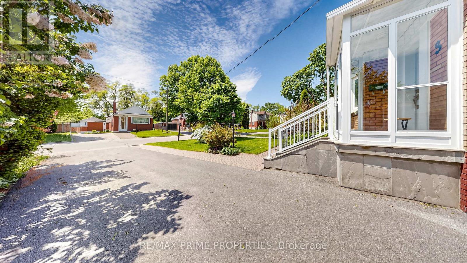 3 Timgren Drive, Toronto, Ontario  M1R 3R4 - Photo 6 - E13206386