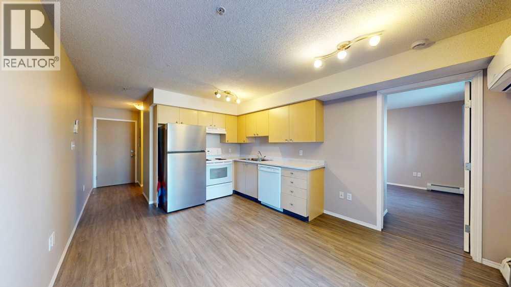 105, 1648 Saamis Drive NW, Medicine Hat, Alberta T1B 4X1 - Photo 17 - A2308582