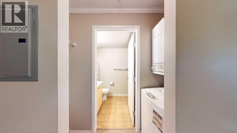 105, 1648 Saamis Drive NW, Medicine Hat, Alberta T1B 4X1 - Photo 12 - A2308582