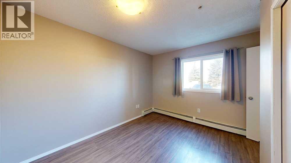 105, 1648 Saamis Drive NW, Medicine Hat, Alberta T1B 4X1 - Photo 27 - A2308582