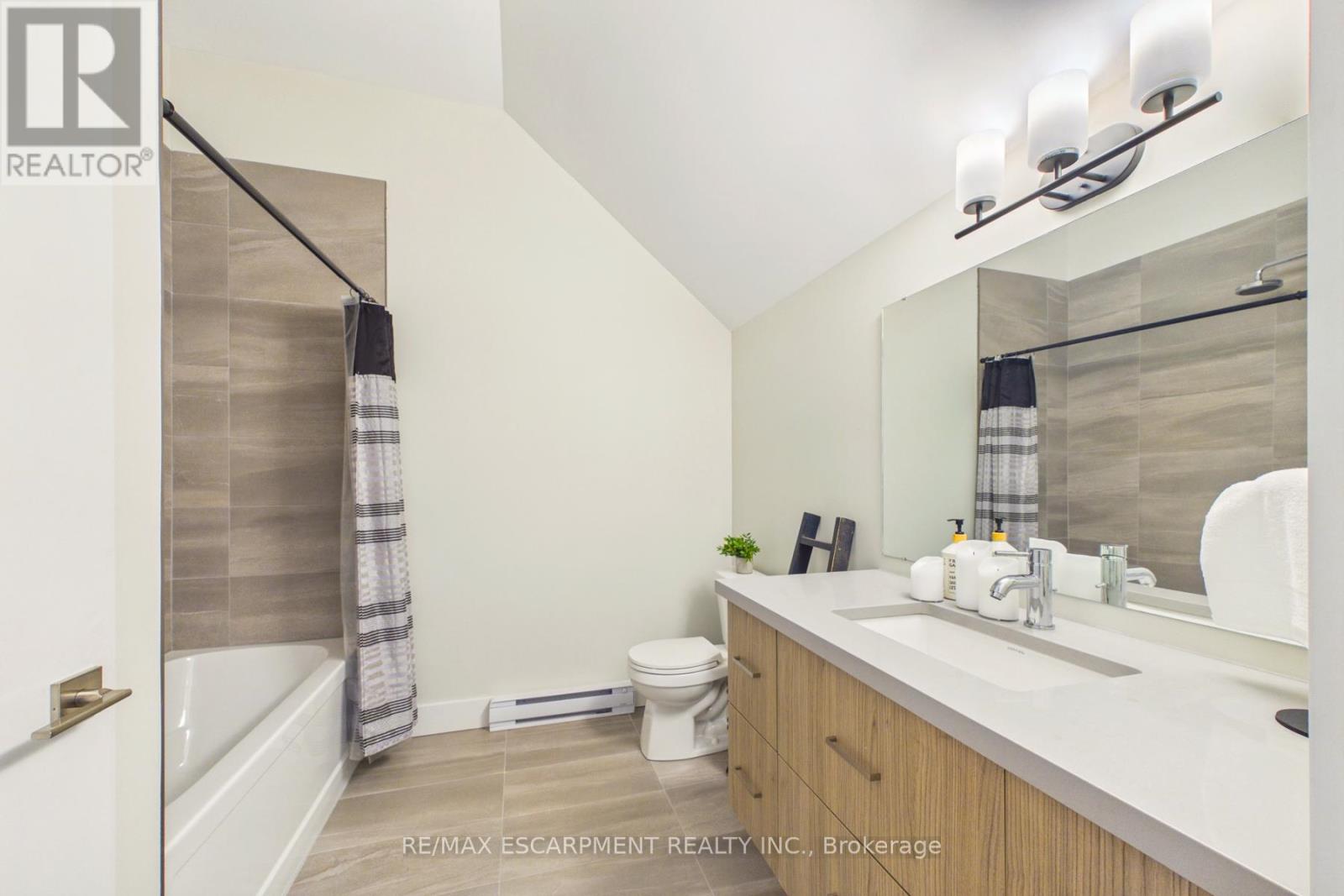 301 - 2 Tree Tops Lane, Huntsville, Ontario  P1H 0B8 - Photo 34 - X13216908