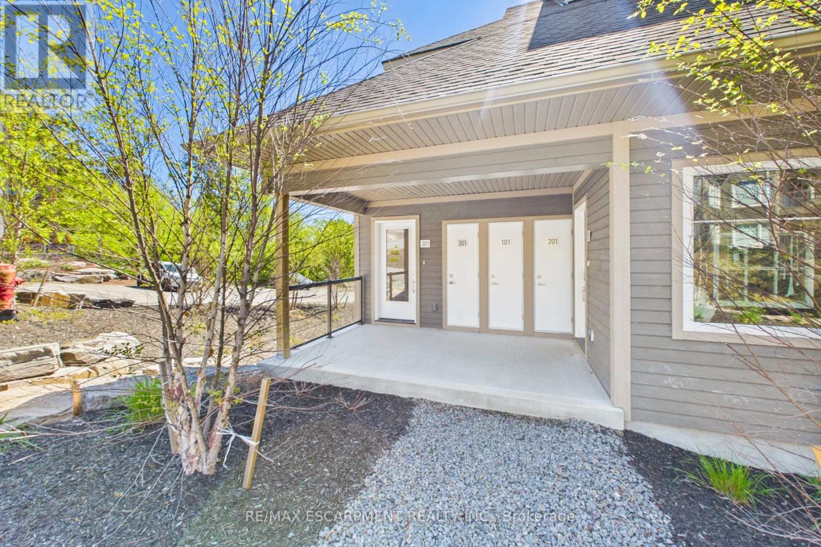 301 - 2 Tree Tops Lane, Huntsville, Ontario  P1H 0B8 - Photo 5 - X13216908