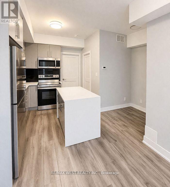 110 - 6065 Mcleod Road, Niagara Falls, Ontario  L2G 0Z7 - Photo 3 - X13216988