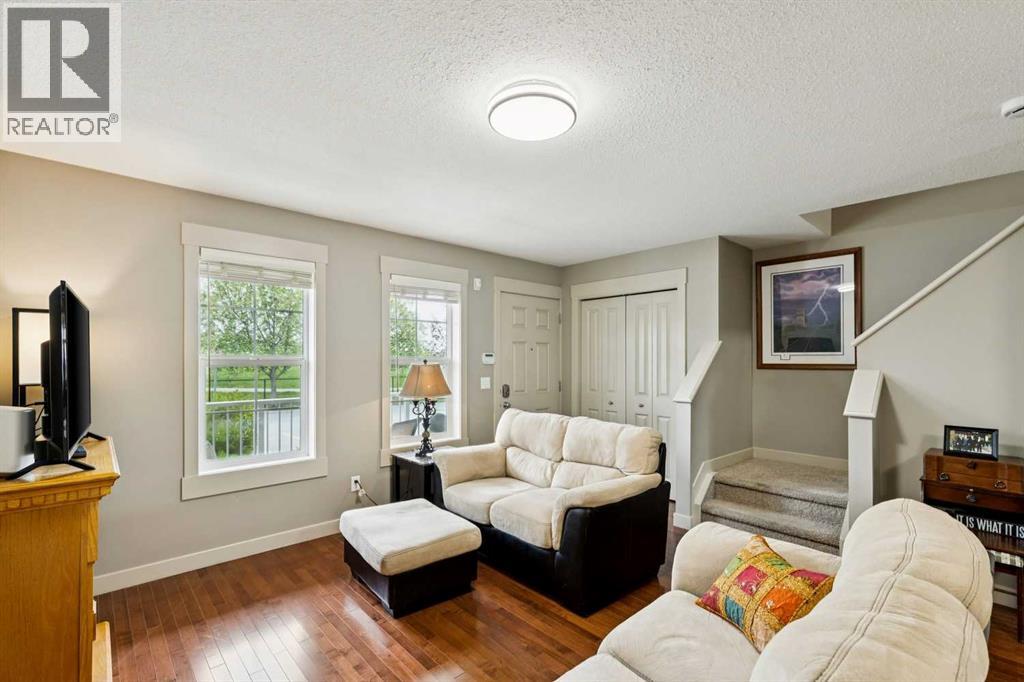 248 Cascades Pass, Chestermere, Alberta  T1X 0K8 - Photo 7 - A2314161