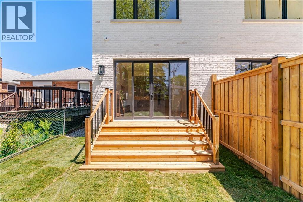 40b Maple Avenue N, Mississauga, Ontario  L5H 2S1 - Photo 48 - 40834992