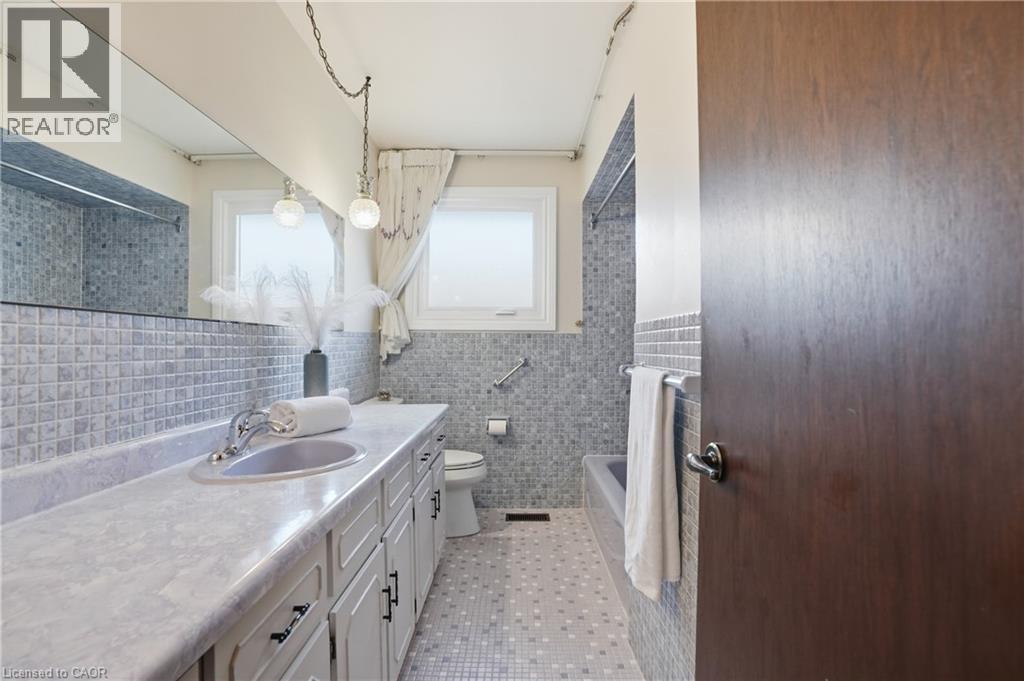 64 Eastbury Drive, Stoney Creek, Ontario  L8E 2V4 - Photo 24 - 40834844