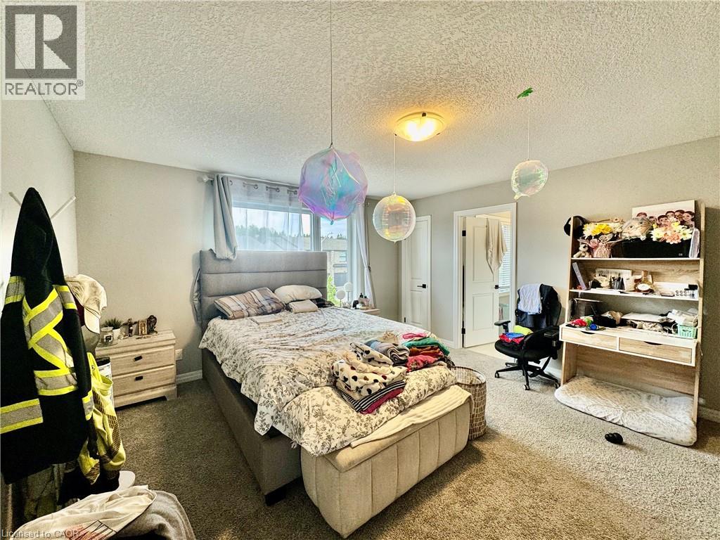162 Otterbein Road, Kitchener, Ontario  N2B 0A8 - Photo 11 - 40834655