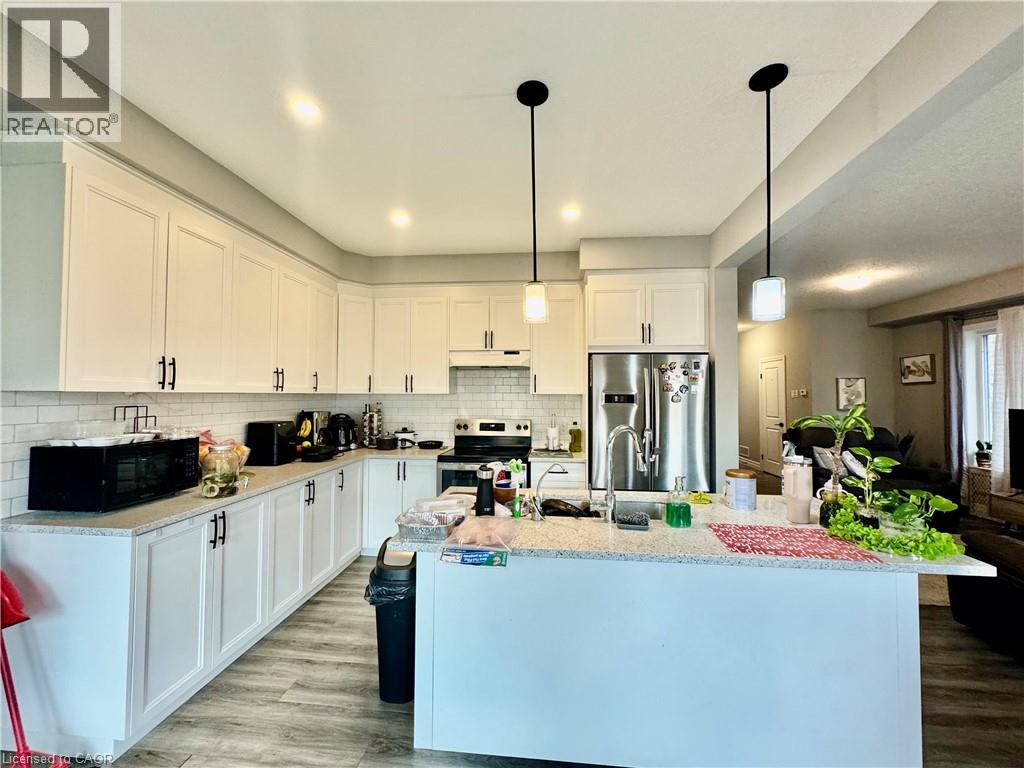 162 Otterbein Road, Kitchener, Ontario  N2B 0A8 - Photo 6 - 40834655