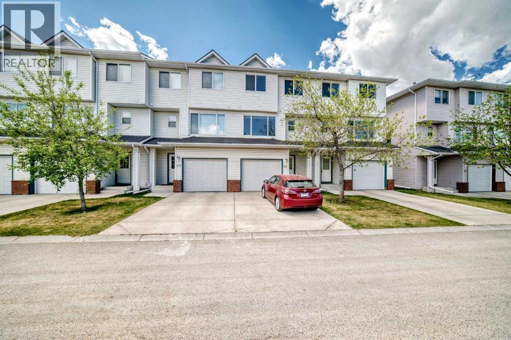 31 Harvest Oak Circle Ne, Calgary, Alberta  T3K 4S6 - Photo 3 - A2312205
