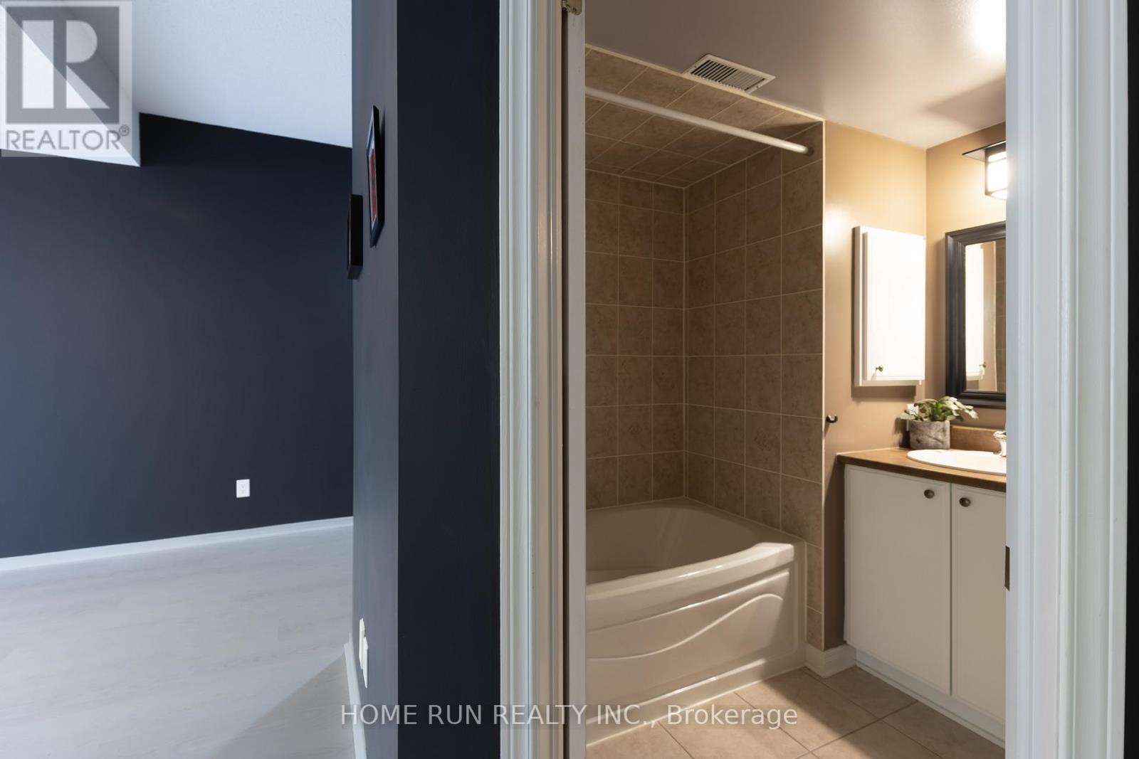 9 Macassa Circle, Ottawa, Ontario  K2T 1J7 - Photo 30 - X13217002