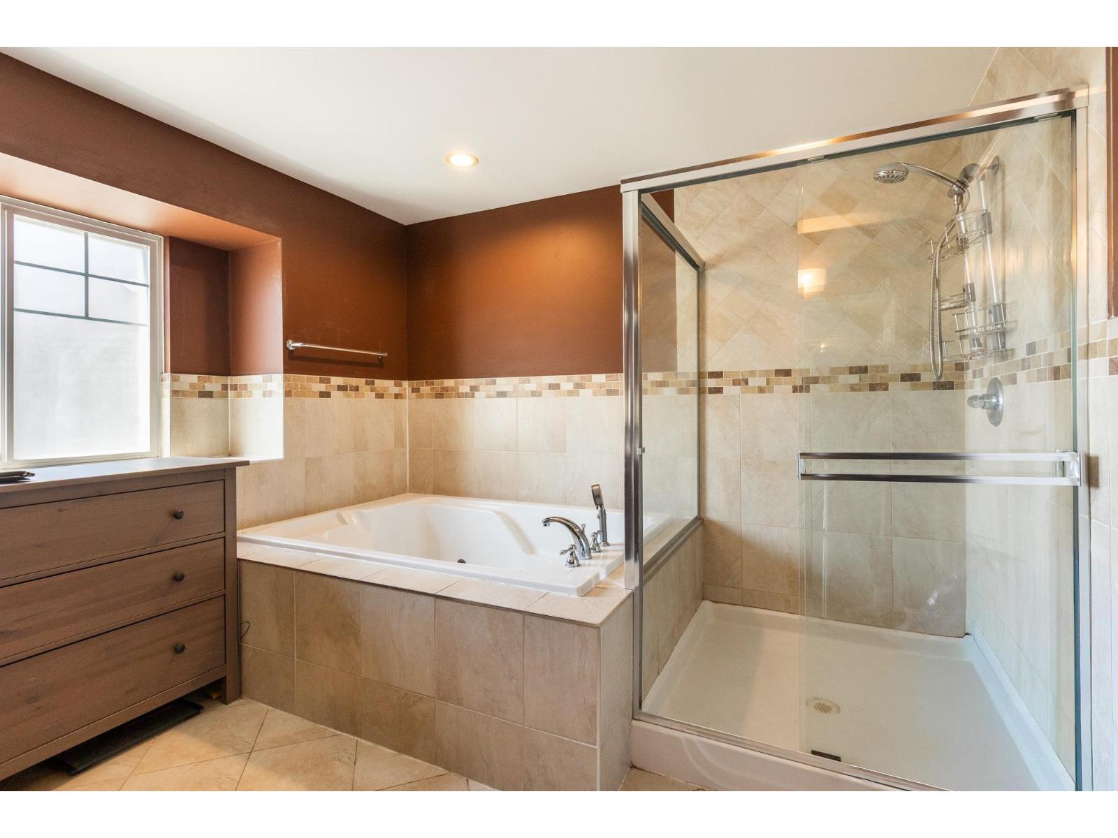 9766 160a Street, Surrey, British Columbia  V4N 5M1 - Photo 22 - R3129022