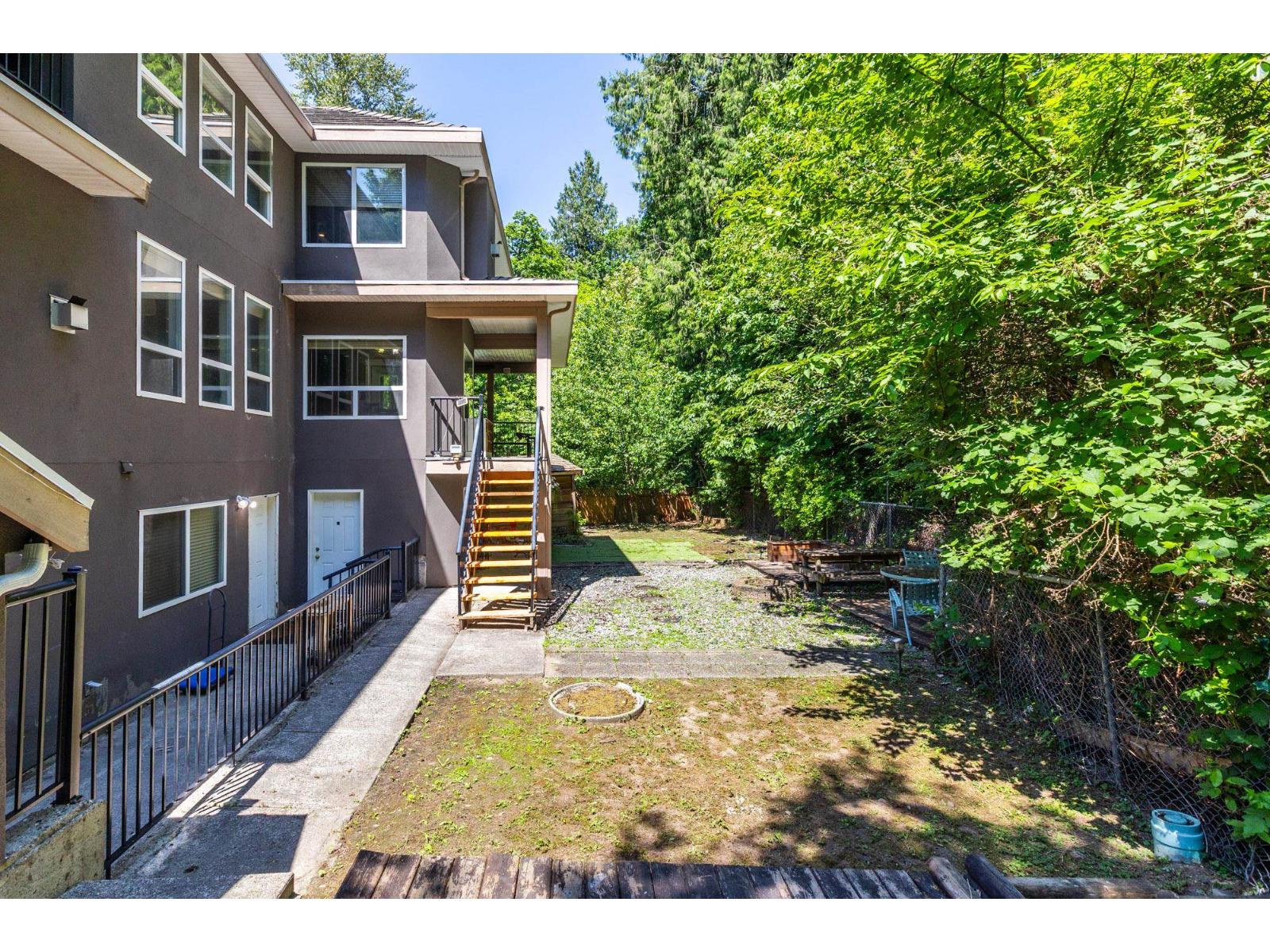 9766 160a Street, Surrey, British Columbia  V4N 5M1 - Photo 35 - R3129022