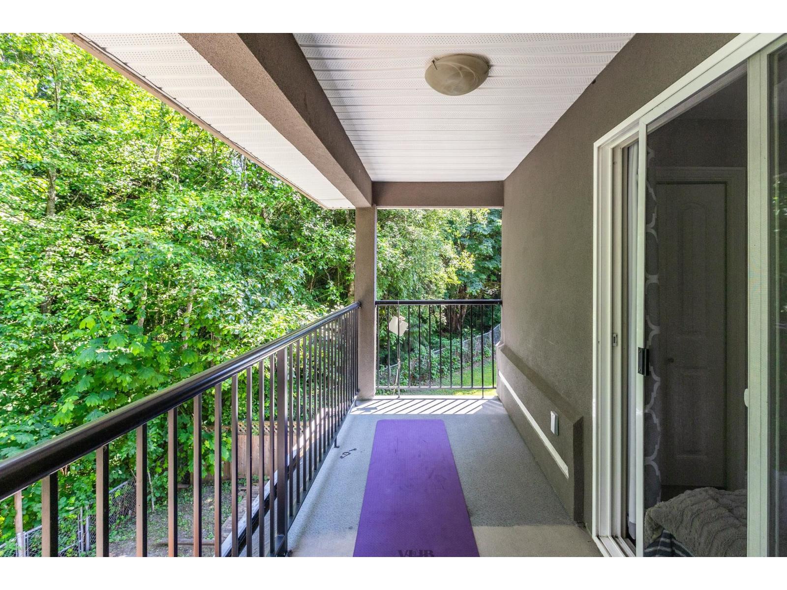 9766 160a Street, Surrey, British Columbia  V4N 5M1 - Photo 25 - R3129022