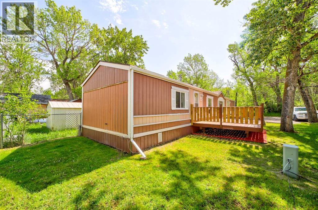 10, 1229 Waterton Avenue, Pincher Creek, Alberta  T0K 1W0 - Photo 33 - A2315542