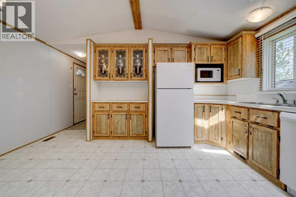 10, 1229 Waterton Avenue, Pincher Creek, Alberta  T0K 1W0 - Photo 21 - A2315542