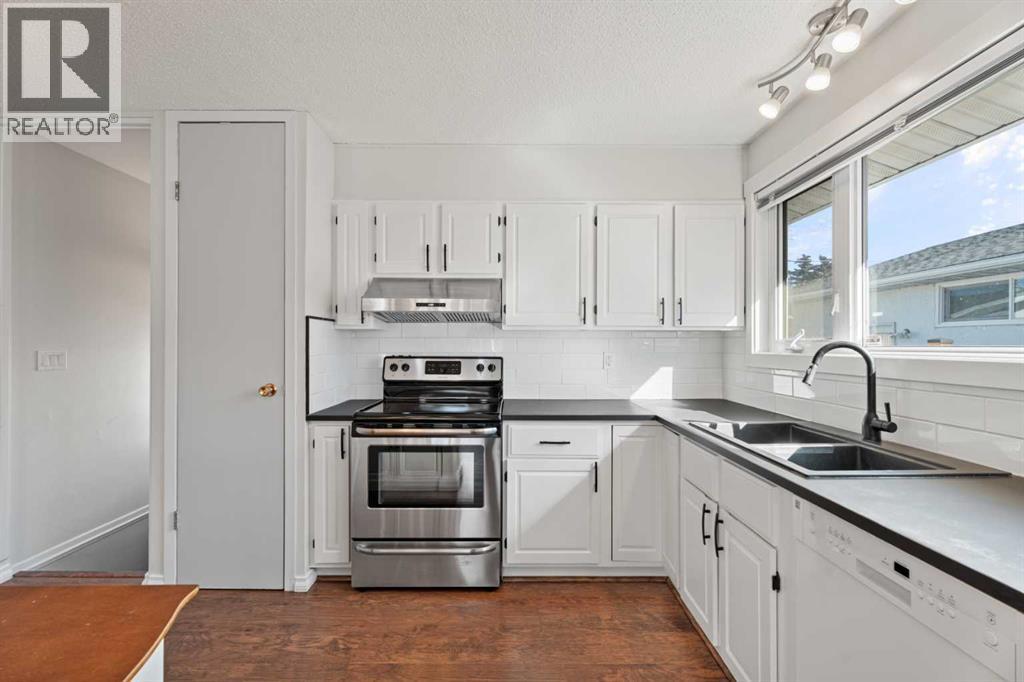 8 Van Horne Crescent Ne, Calgary, Alberta  T2E 6G9 - Photo 8 - A2295074