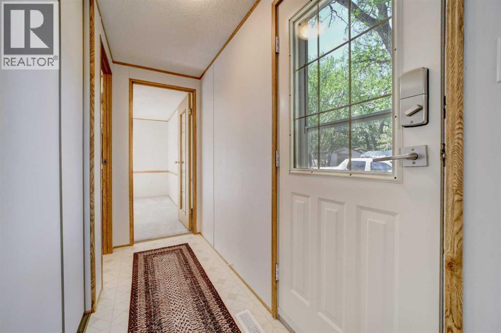 10, 1229 Waterton Avenue, Pincher Creek, Alberta  T0K 1W0 - Photo 3 - A2315542
