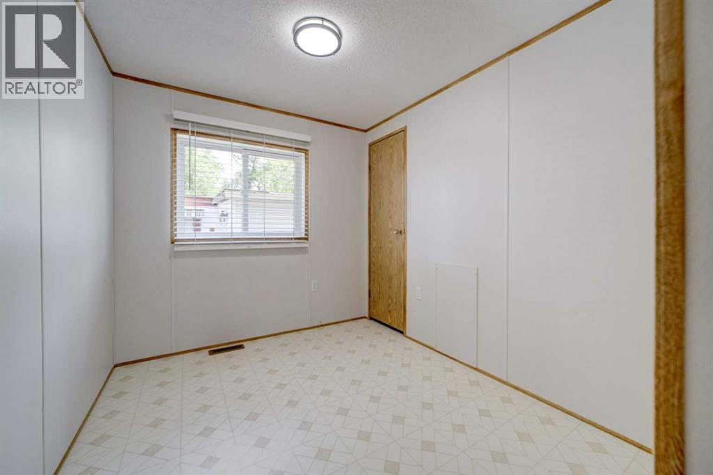 10, 1229 Waterton Avenue, Pincher Creek, Alberta  T0K 1W0 - Photo 5 - A2315542