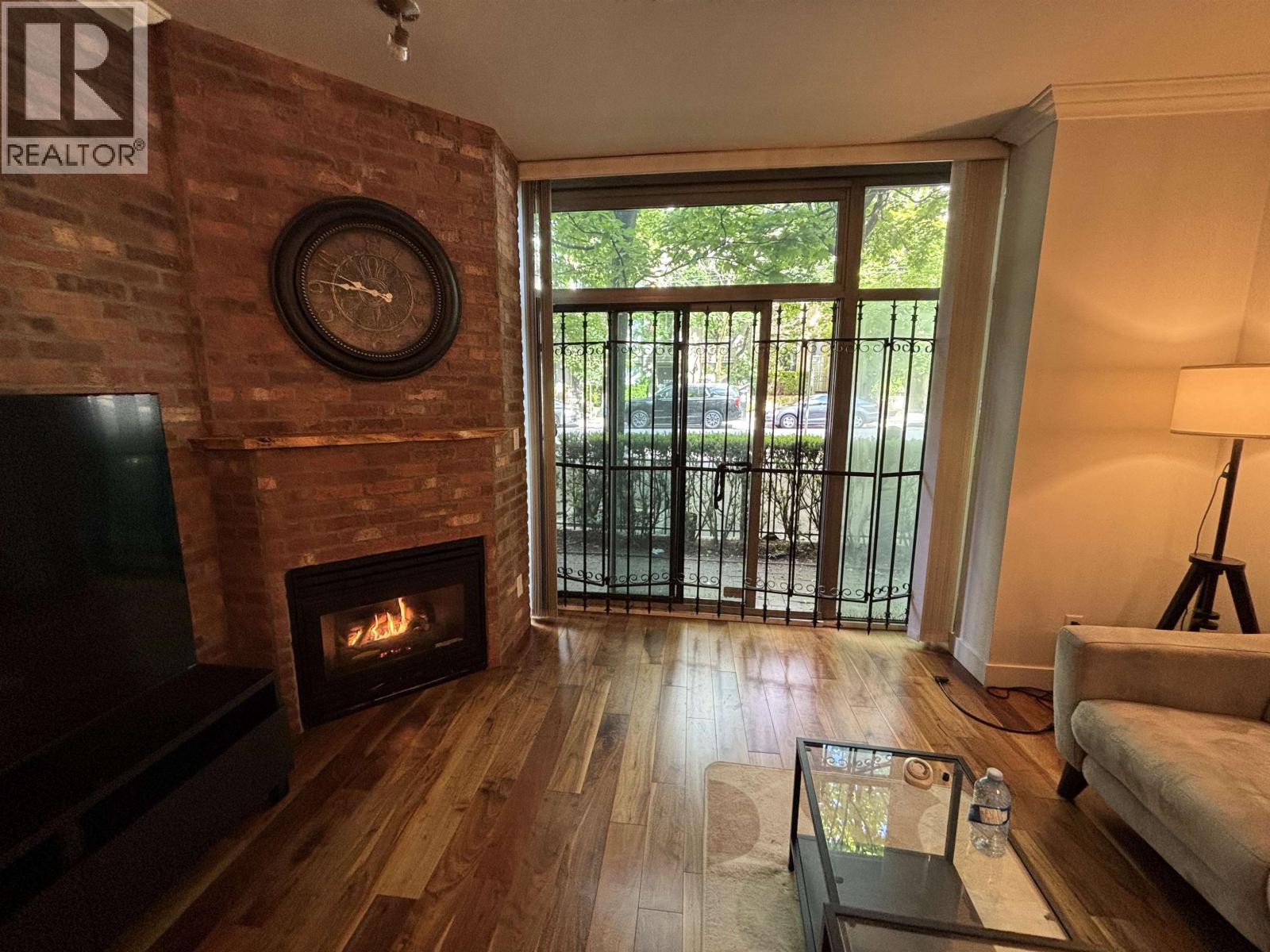 Xx2 928 Richards Street, Vancouver, British Columbia  V6B 6P6 - Photo 3 - R3128715