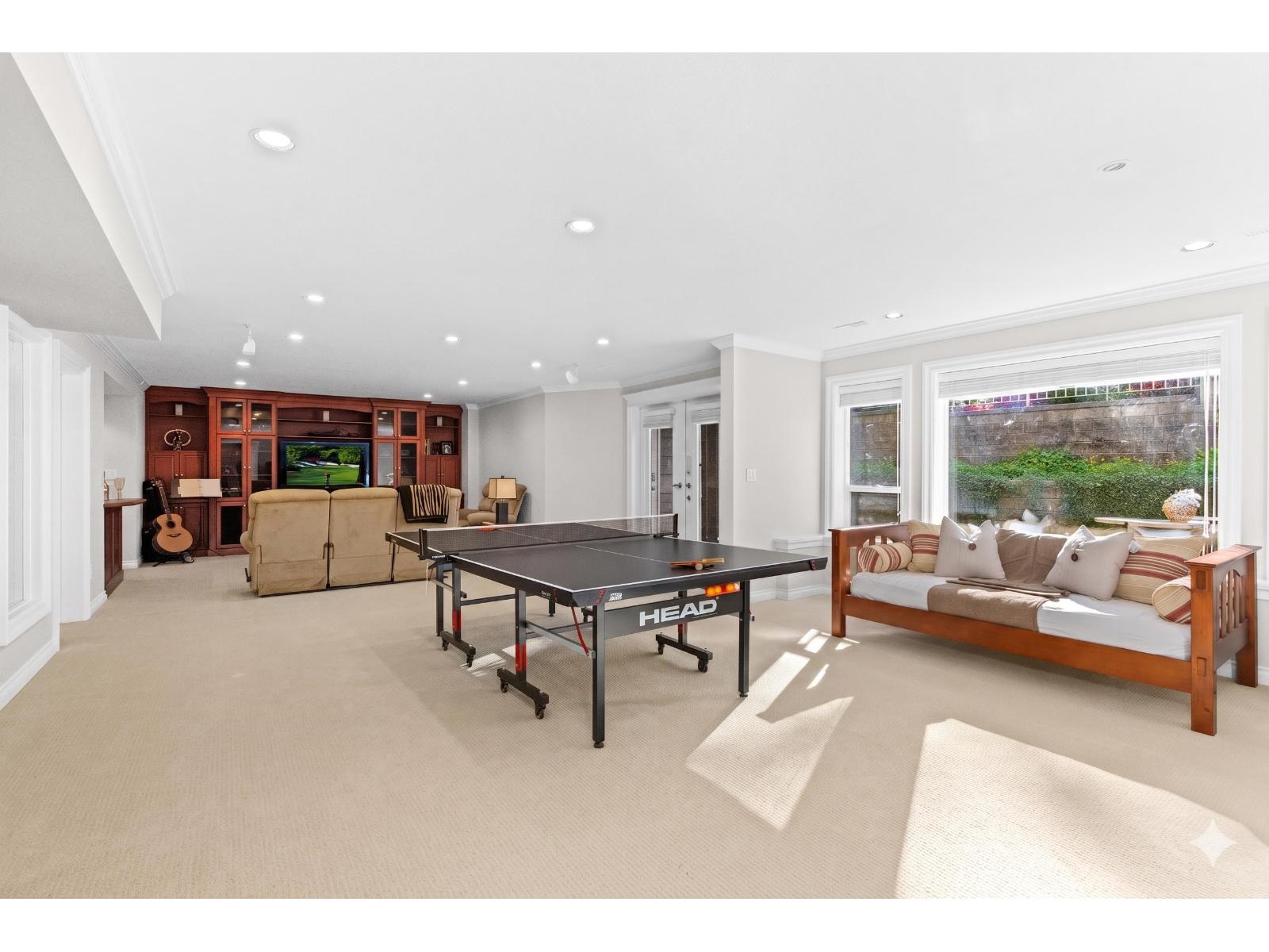 3733 Devonshire Drive, Surrey, British Columbia  V3Z 0H8 - Photo 32 - R3129921