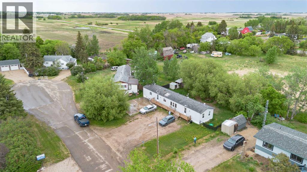 2 Elm Close, Erskine, Alberta  T0C 1G0 - Photo 1 - A2316088