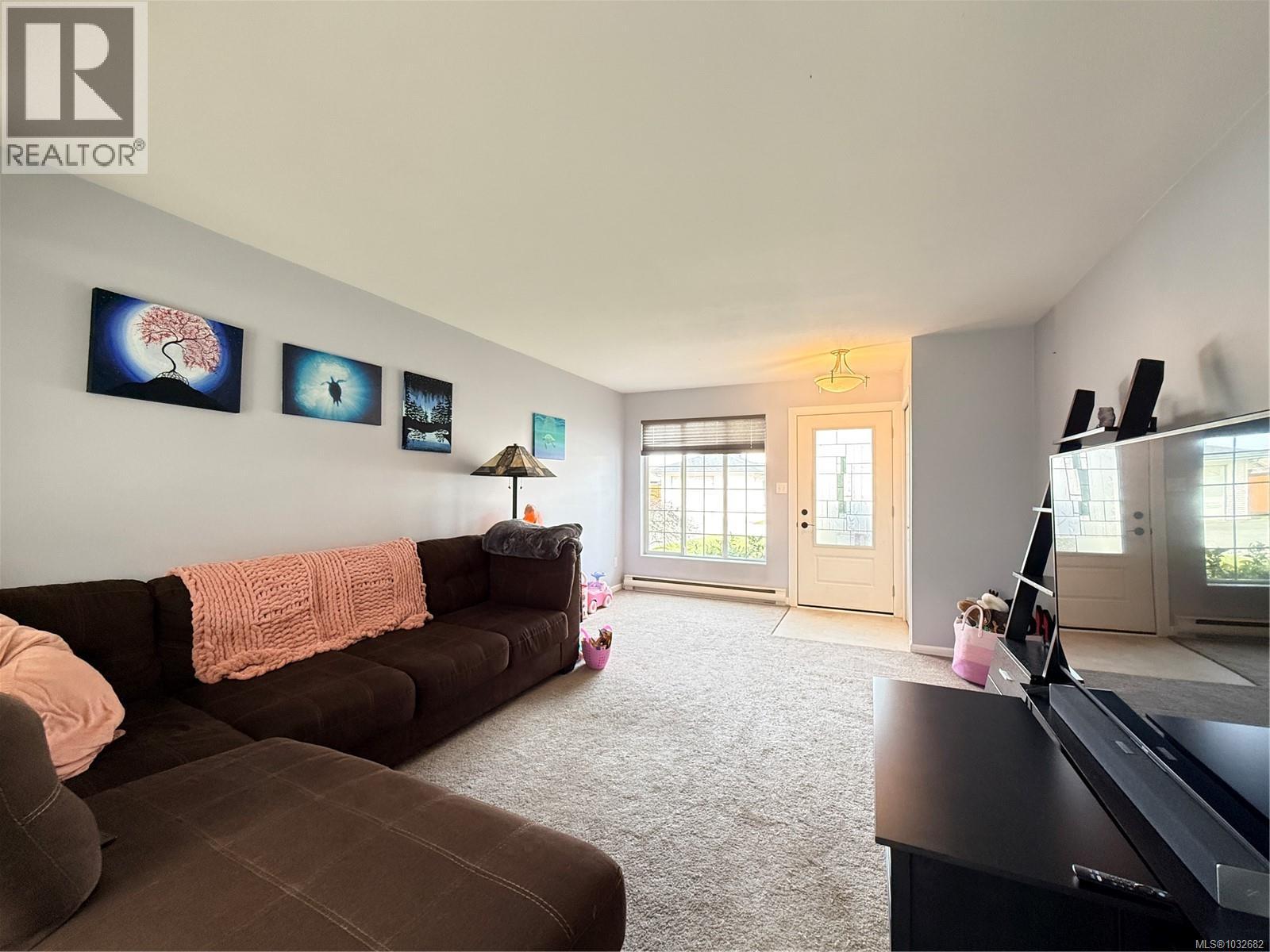 2553 Kingcome Pl, Port Mcneill, British Columbia  V0N 2R0 - Photo 3 - 1032682